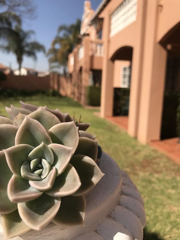 The Elegant Lodge Menlo Park Pretoria Exterior foto